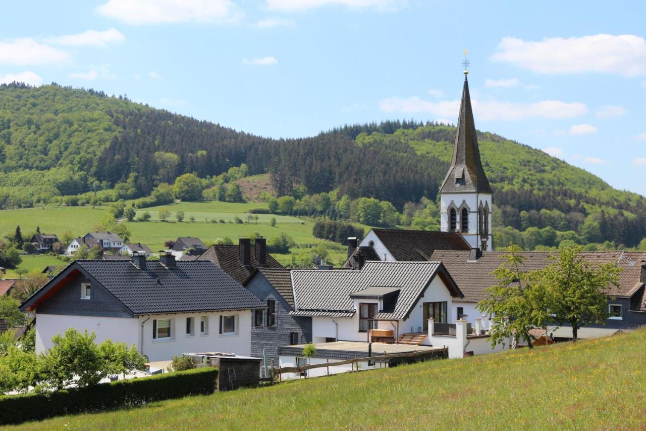 Ferienwohnungen Hartmann Medebach Bagian luar foto